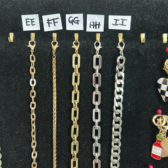 K-28 Hat Chain Accessories (VARIOUS) - Picture 5 of 16